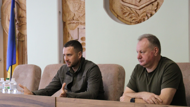 Як пов’язані розмір премій та корупційні дії топ-менеджменту ДП “Ліси України”.”